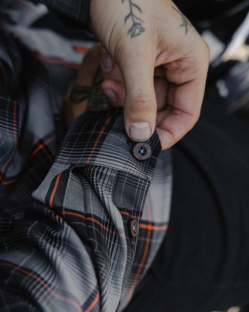 SPRINGER BAMBOO LONG SLEEVE BUTTON UP - MENS